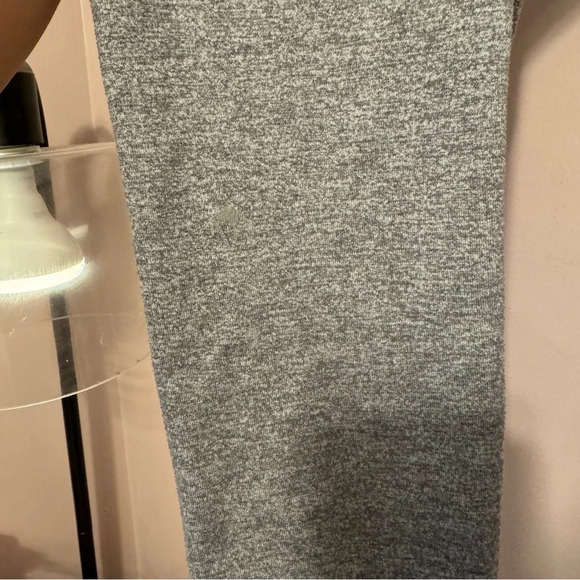 Ivivva by Lululemon Grey Leggings  Girls Size 12 - Picture 8 of 8